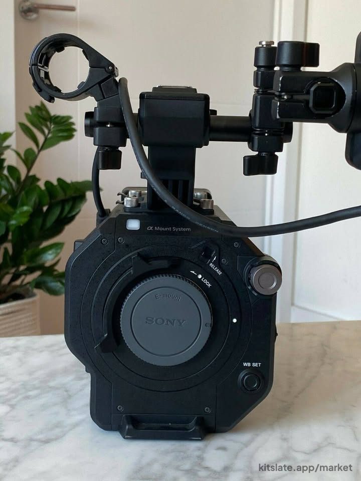 Sony PXW-FS7M2 XDCAM Super 35 Camera System — used camera for sale in New York, NY